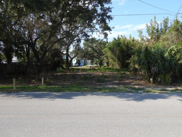 3150 Linden Avenue, Gulf Breeze, FL 32563