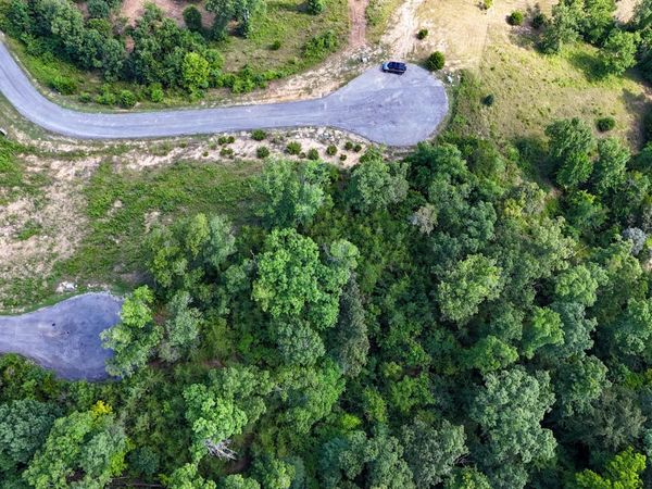 Lot 9 Stone Cove Way, Dandridge, TN 37725