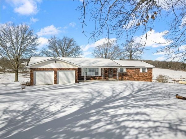 2504 Joe Holt Road, Everton, AR 72633