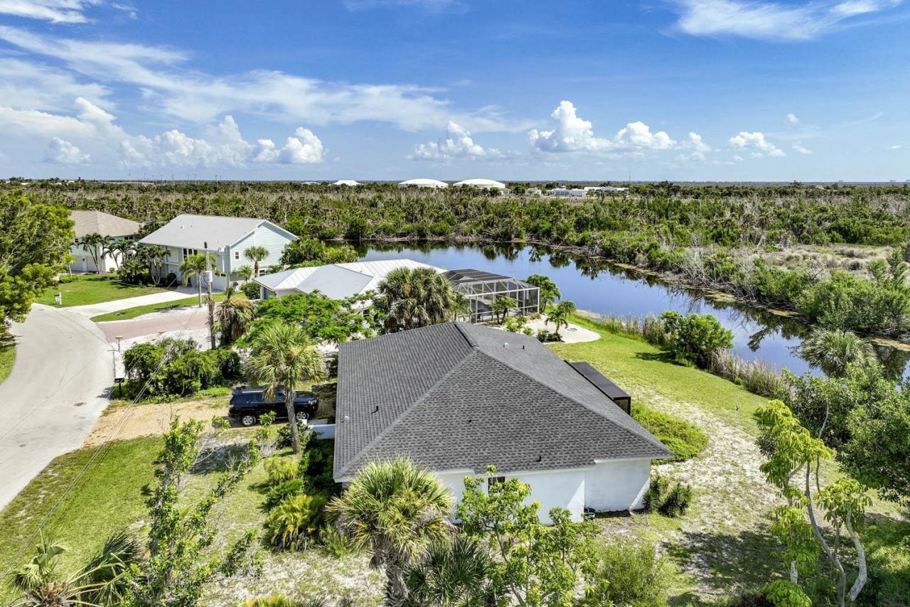 714 Durion Ct., Sanibel, FL 00000 Photo
