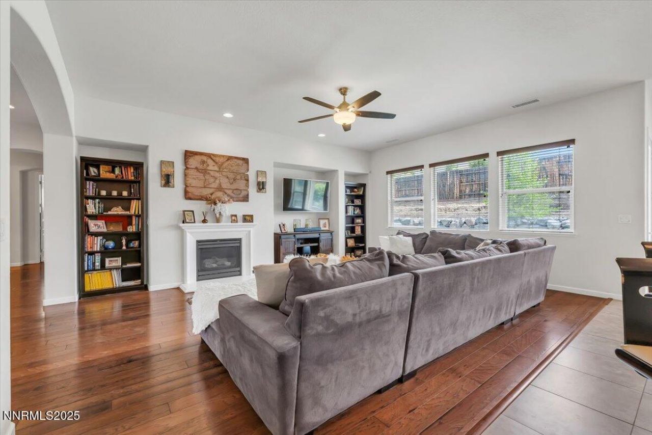 10380 Cavalry Circle, Reno, NV 89521 Photo