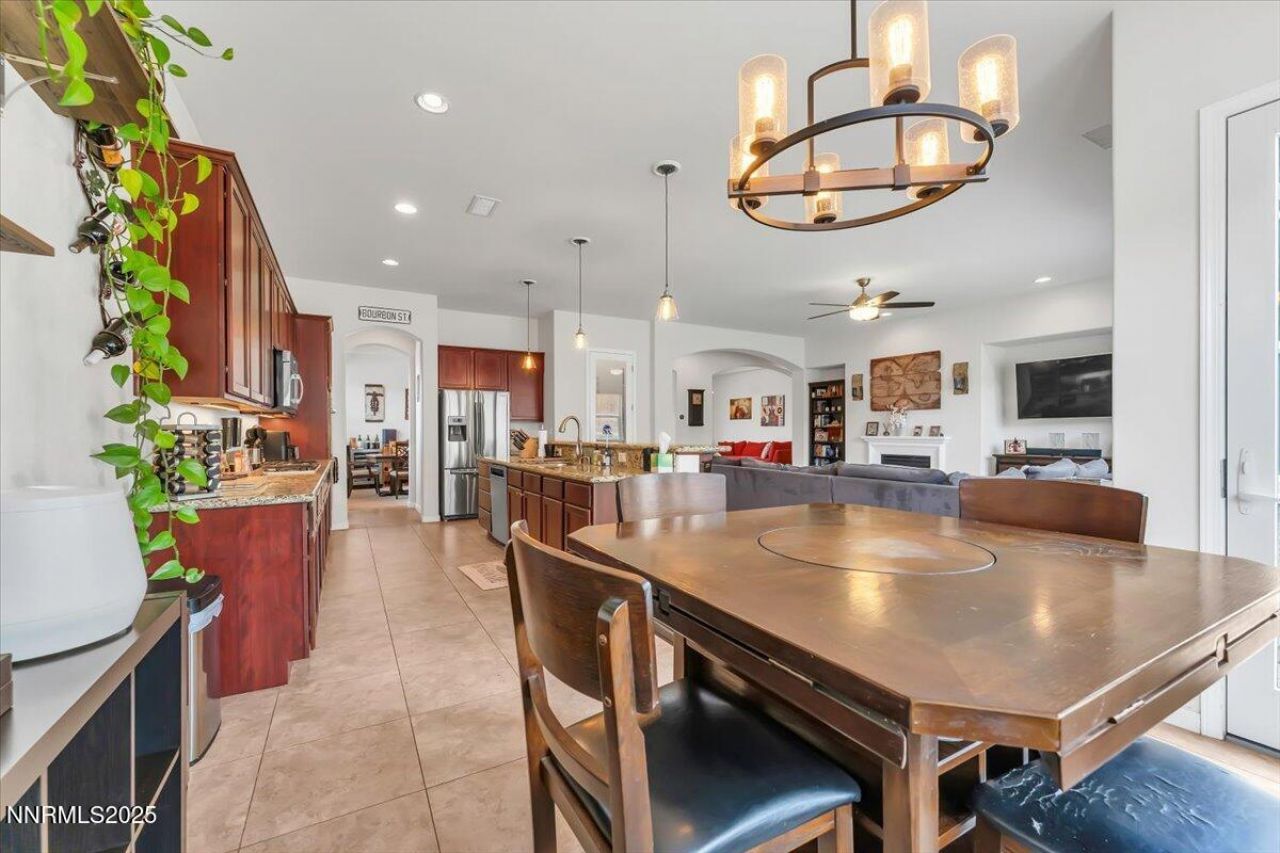 10380 Cavalry Circle, Reno, NV 89521 Photo