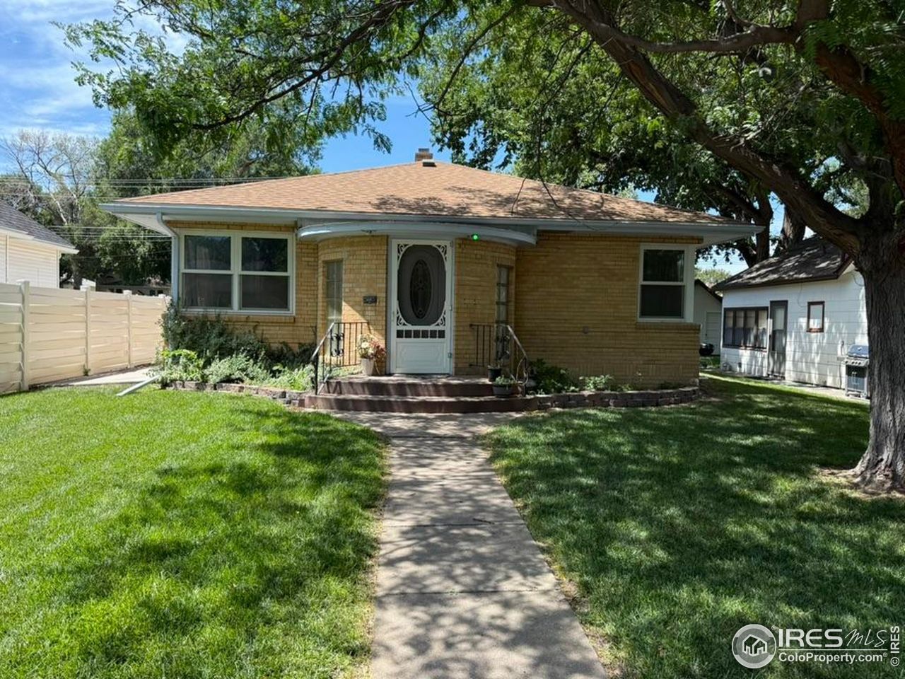 549 Emerson St, Wray, CO 80758 Main Photo