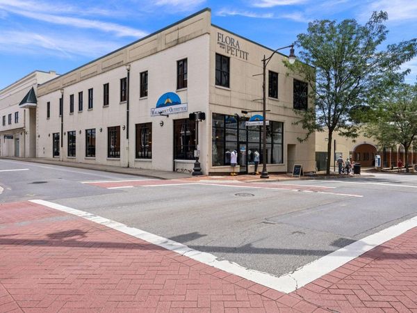 90 NORTH MAIN ST, HARRISONBURG, VA 22802
