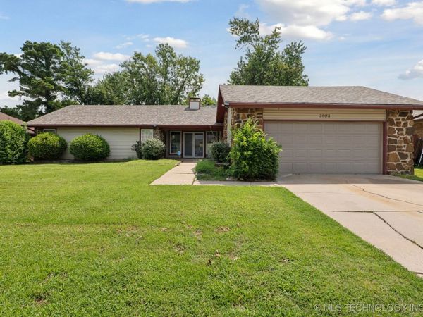 3923 S 122nd Street, Tulsa, OK 74146