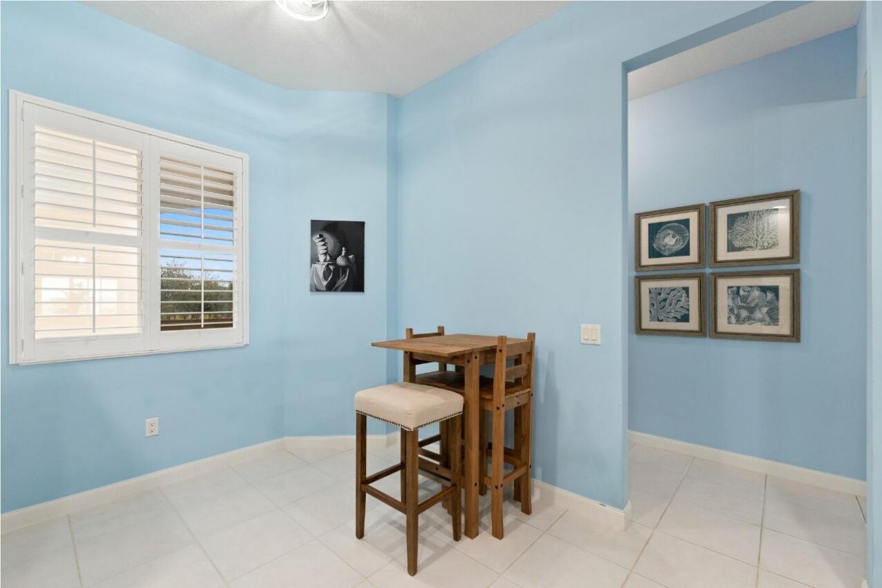 29 Harbour Isle Drive, Unit 203, Fort Pierce, FL 34949 Photo