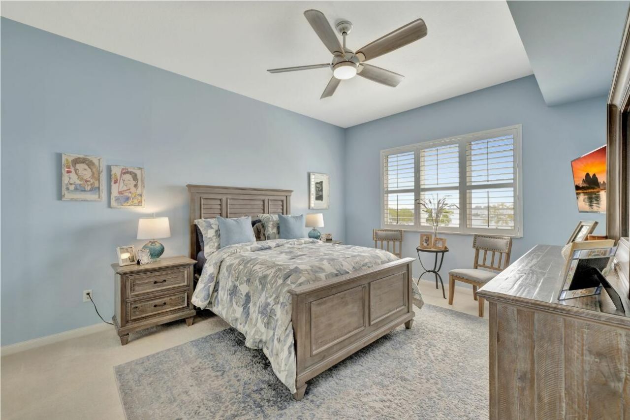 29 Harbour Isle Drive, Unit 203, Fort Pierce, FL 34949 Photo