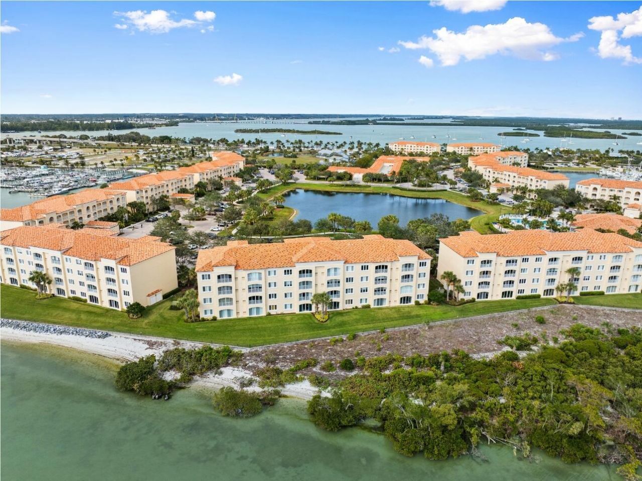 29 Harbour Isle Drive, Unit 203, Fort Pierce, FL 34949 Photo