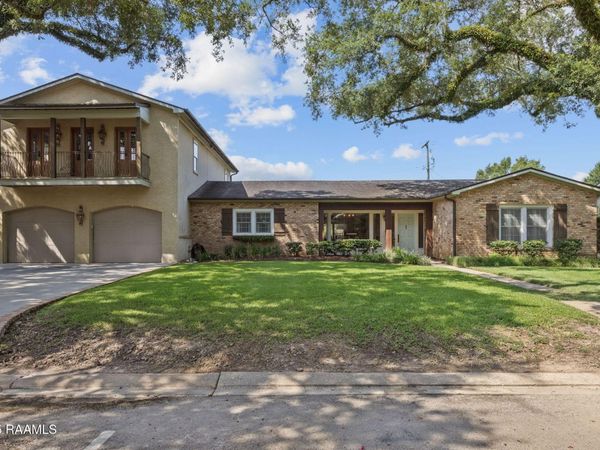 128 Oakview Boulevard, Lafayette, LA 70503