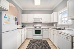 6015 Catalina Dr. photo 4