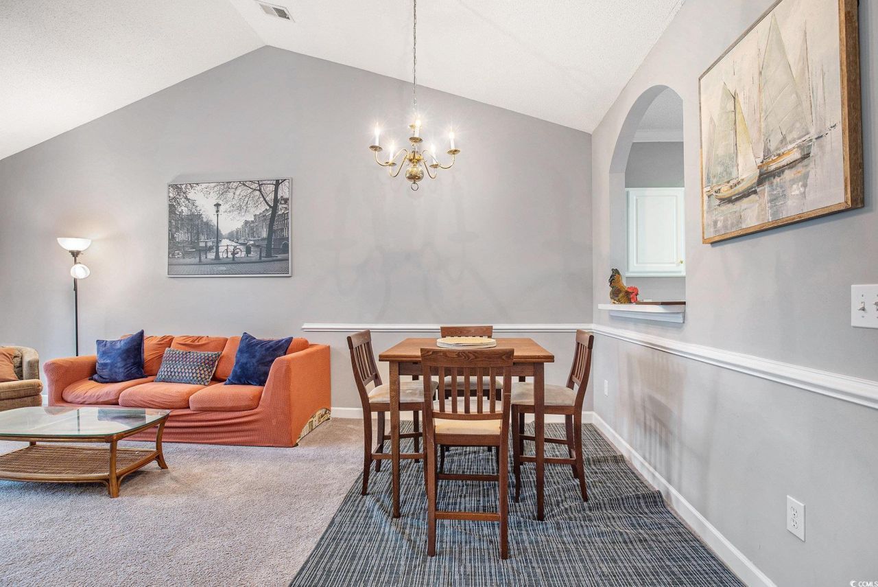 6015 Catalina Dr. Photo 8