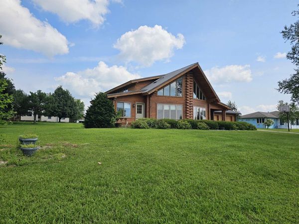 332 Allan Street, Allison, IA 50602