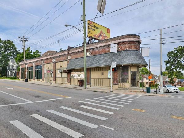 3235 Woodburn Avenue, Cincinnati, OH 45207