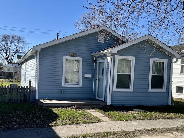 652 S State Street, Hobart, IN 46342