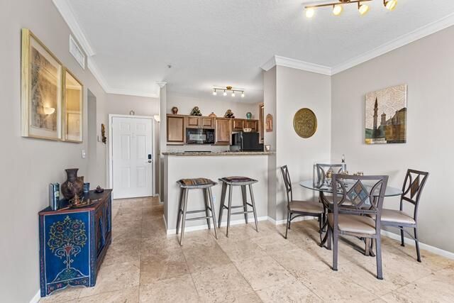 580 S Sapodilla Avenue, Unit 304, West Palm Beach, FL 33401 Photo