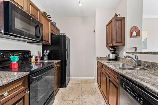 580 S Sapodilla Avenue, Unit 304, West Palm Beach, FL 33401 Photo