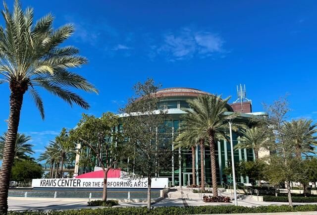 580 S Sapodilla Avenue, Unit 304, West Palm Beach, FL 33401 Photo