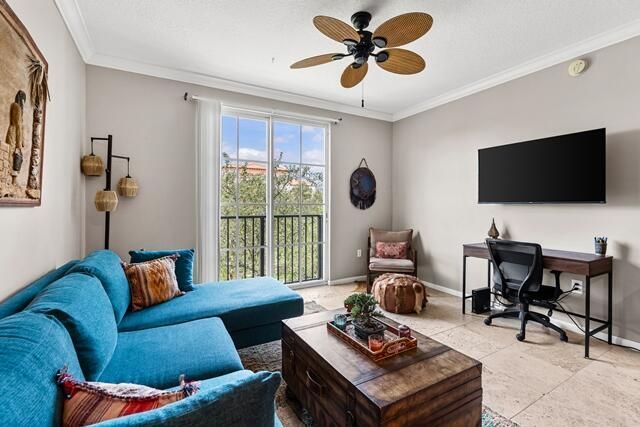 580 S Sapodilla Avenue, Unit 304, West Palm Beach, FL 33401 Photo