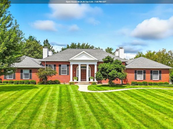 2336 Sunrise Circle, Mount Pleasant, IA 52641
