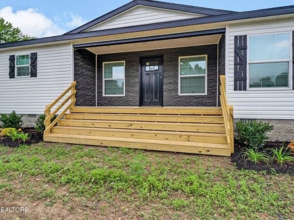 420 Southern Ln, Oneida, TN 37841