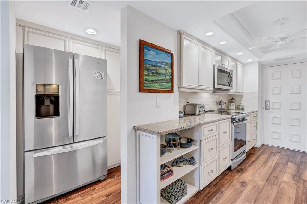 2400 Gulf Shore Blvd N, Unit 203, Naples, FL 34103 Photo