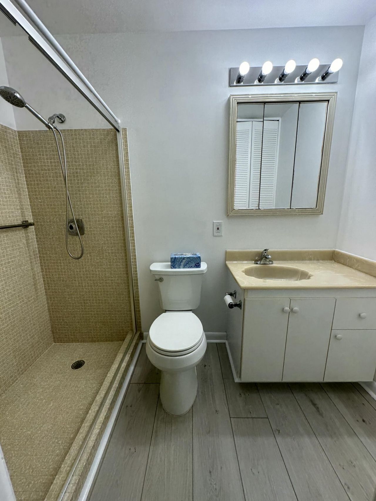5775 W Fernley Drive W, Unit 112, West Palm Beach, FL 33415 Photo