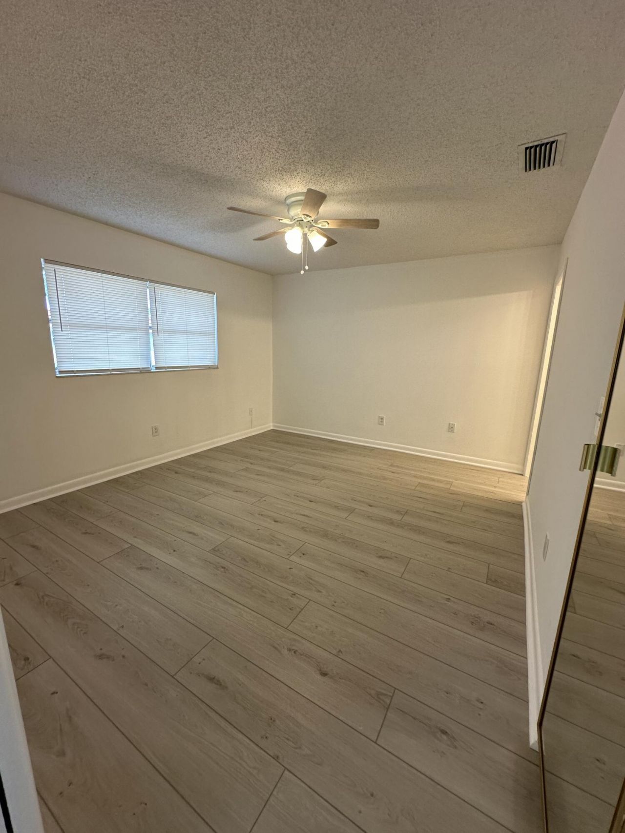 5775 W Fernley Drive W, Unit 112, West Palm Beach, FL 33415 Photo