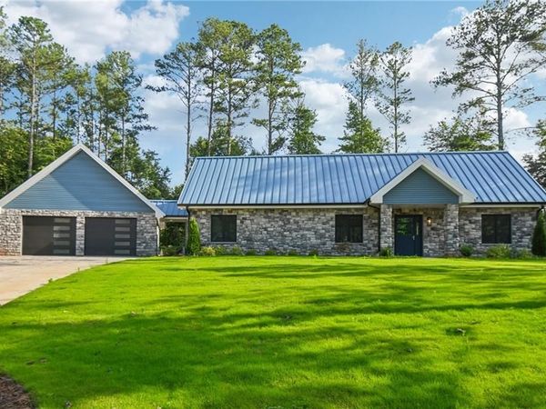 40 Red Oak Circle, Buchanan, GA 30113