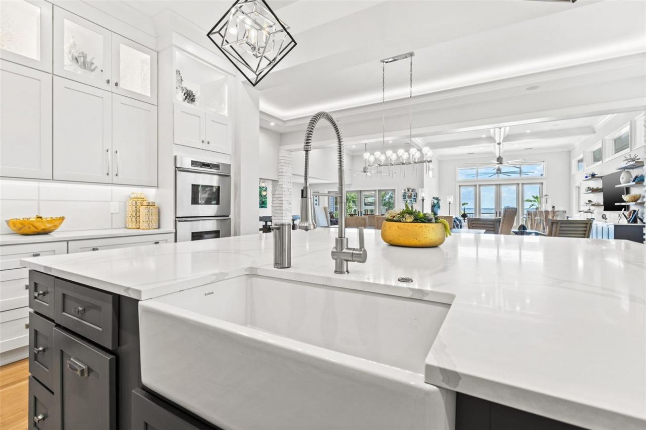 1365 Brightwaters Boulevard Ne, Saint Petersburg, FL 33704 Photo