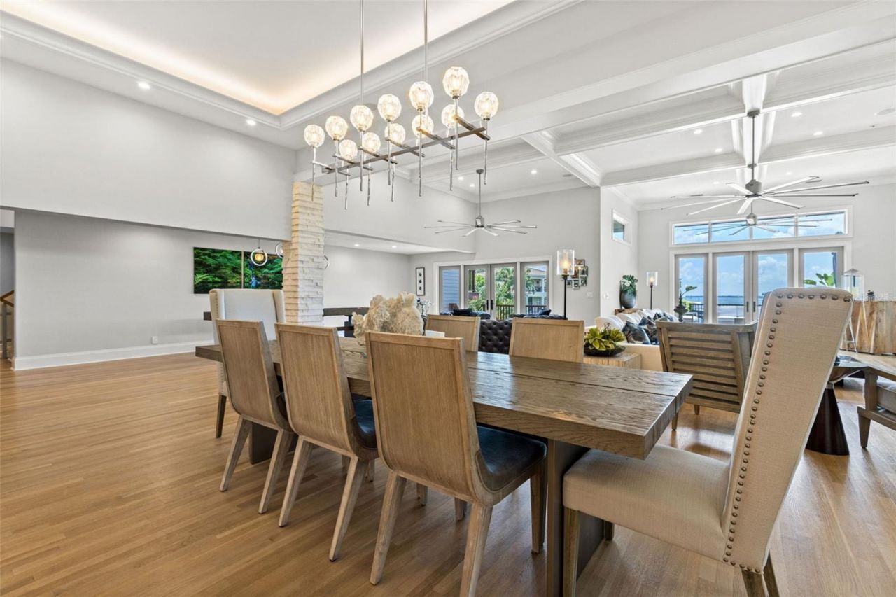 1365 Brightwaters Boulevard Ne, Saint Petersburg, FL 33704 Photo