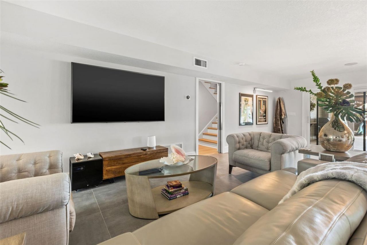 1365 Brightwaters Boulevard Ne, Saint Petersburg, FL 33704 Photo