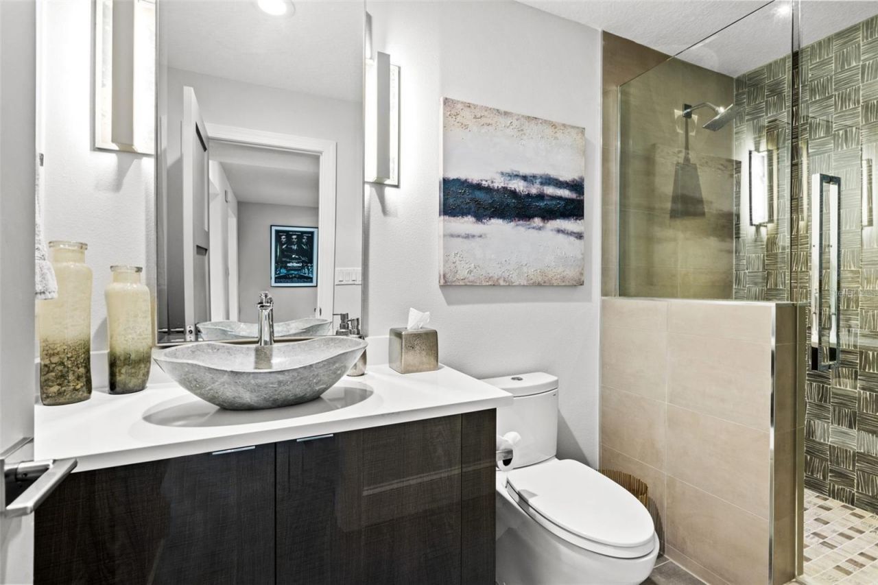 1365 Brightwaters Boulevard Ne, Saint Petersburg, FL 33704 Photo