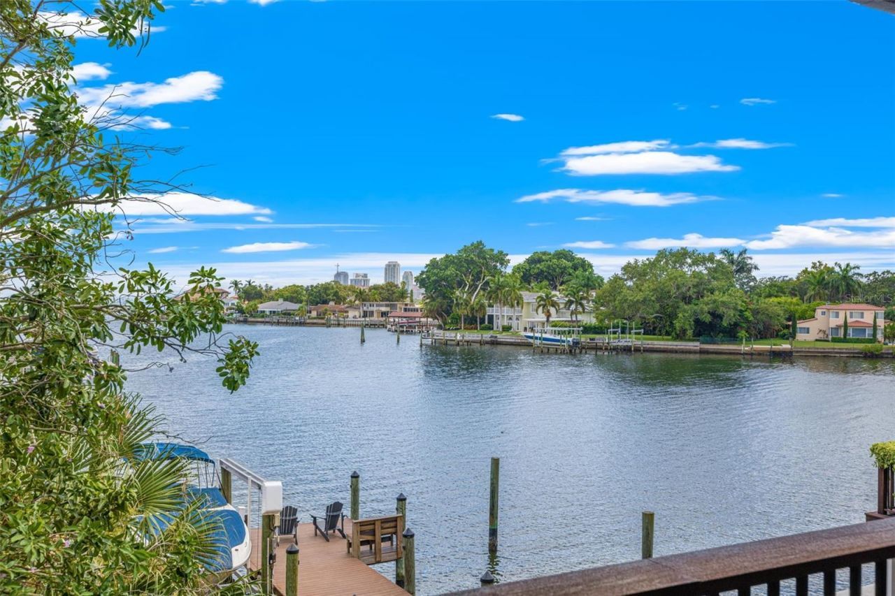 1365 Brightwaters Boulevard Ne, Saint Petersburg, FL 33704 Photo