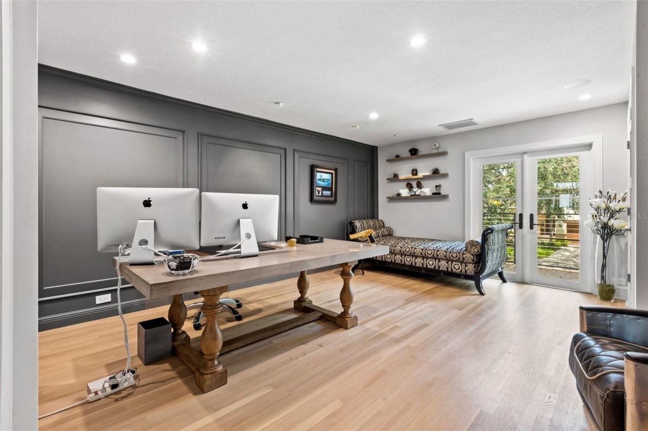 1365 Brightwaters Boulevard Ne, Saint Petersburg, FL 33704 Photo