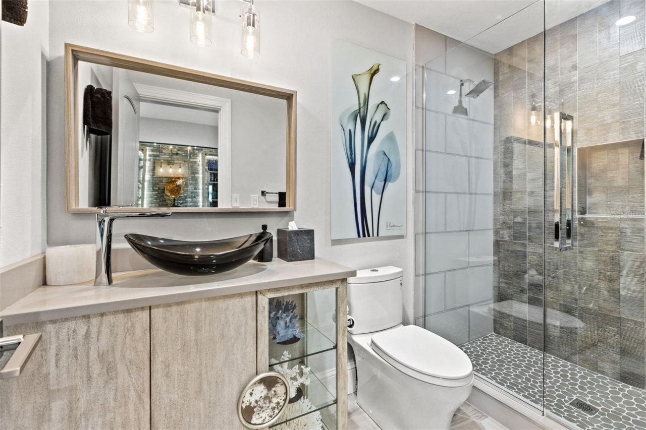 1365 Brightwaters Boulevard Ne, Saint Petersburg, FL 33704 Photo