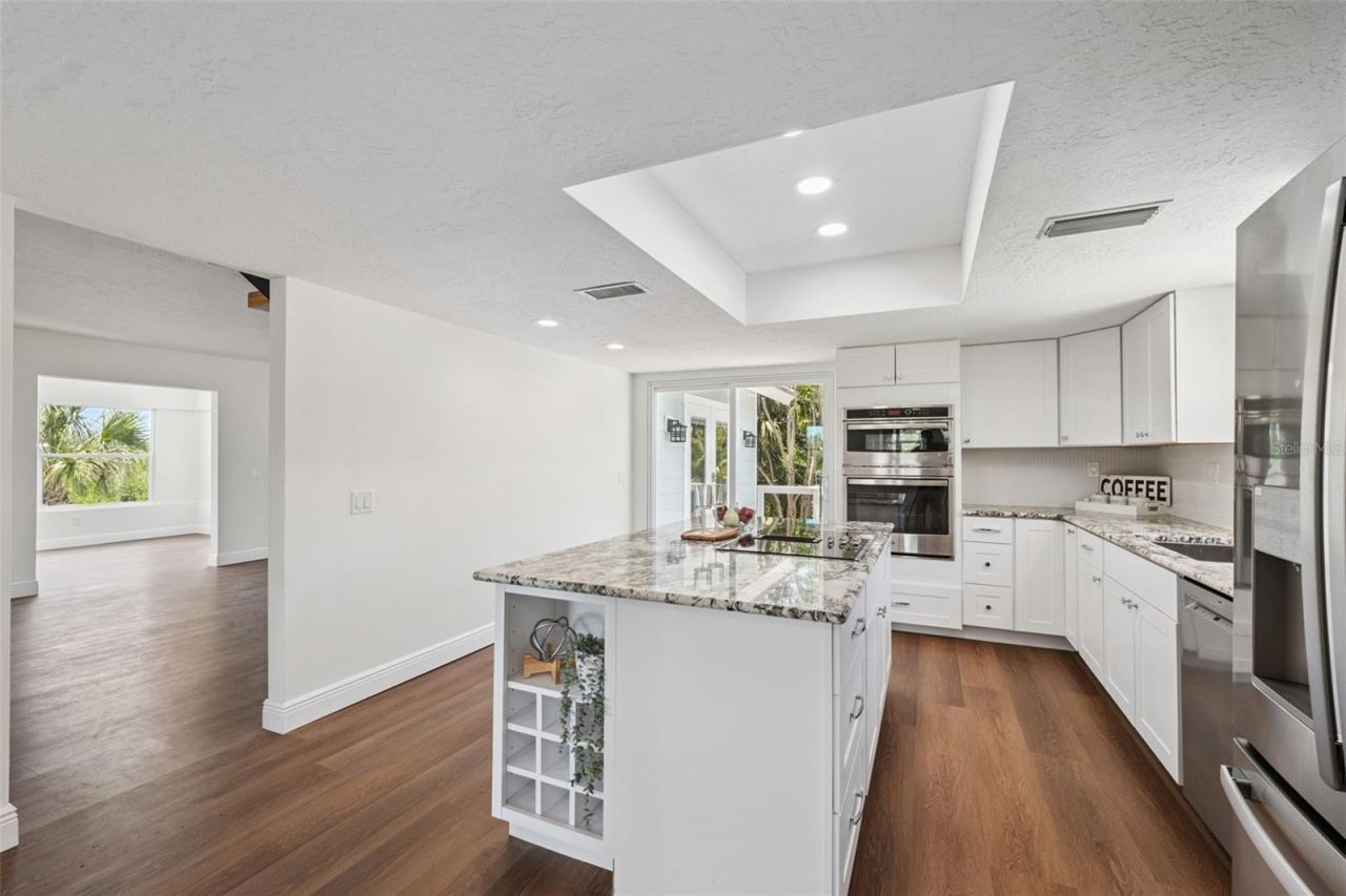 7355 138th Street, Seminole, FL 33776 Photo