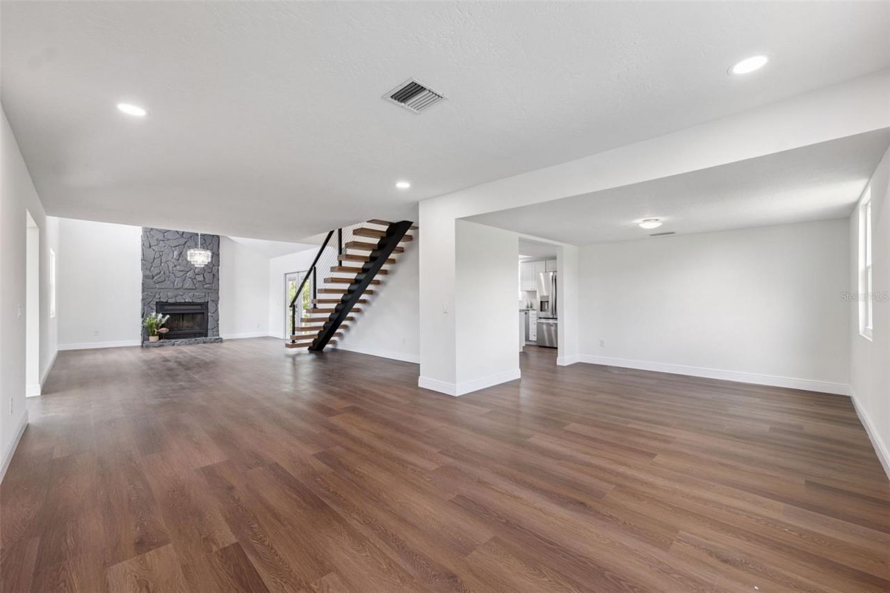 7355 138th Street, Seminole, FL 33776 Photo