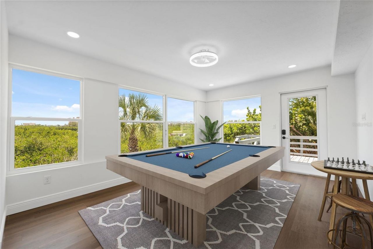 7355 138th Street, Seminole, FL 33776 Photo