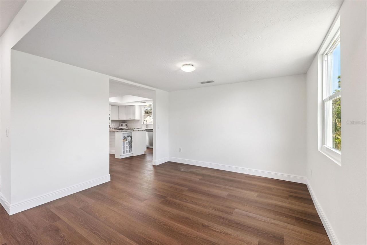 7355 138th Street, Seminole, FL 33776 Photo