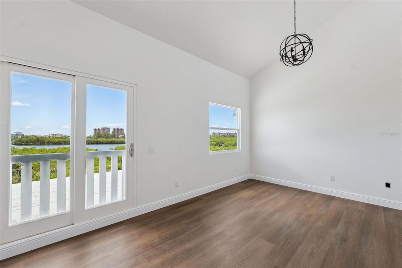 7355 138th Street, Seminole, FL 33776 Photo