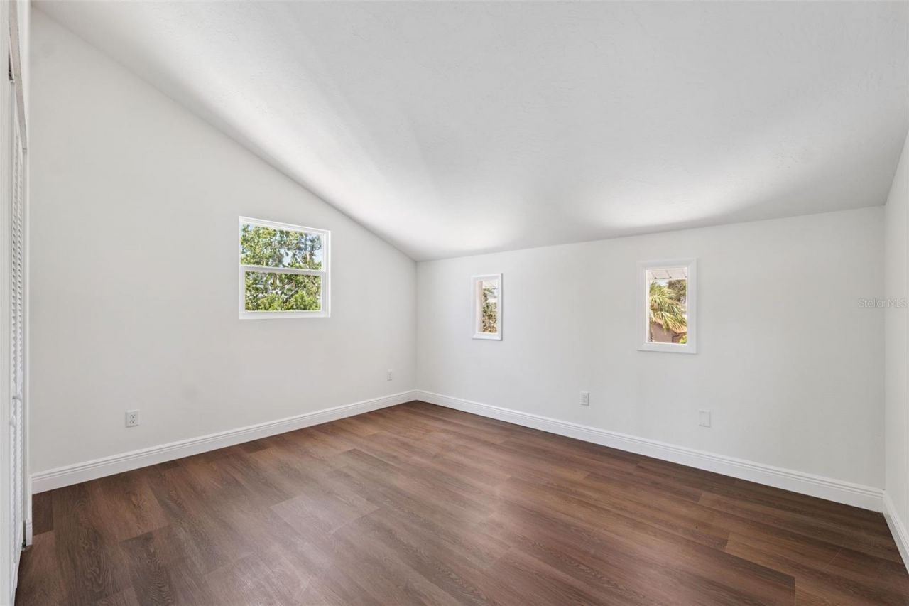 7355 138th Street, Seminole, FL 33776 Photo