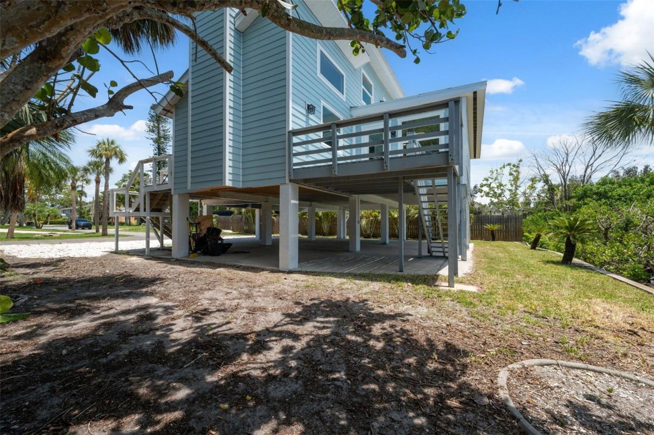 7355 138th Street, Seminole, FL 33776 Photo