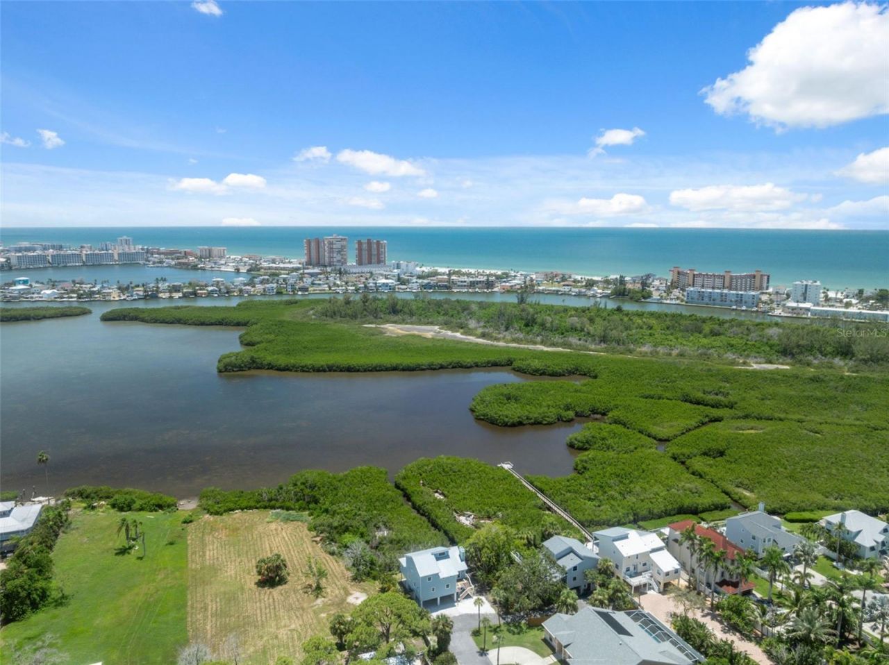 7355 138th Street, Seminole, FL 33776 Photo