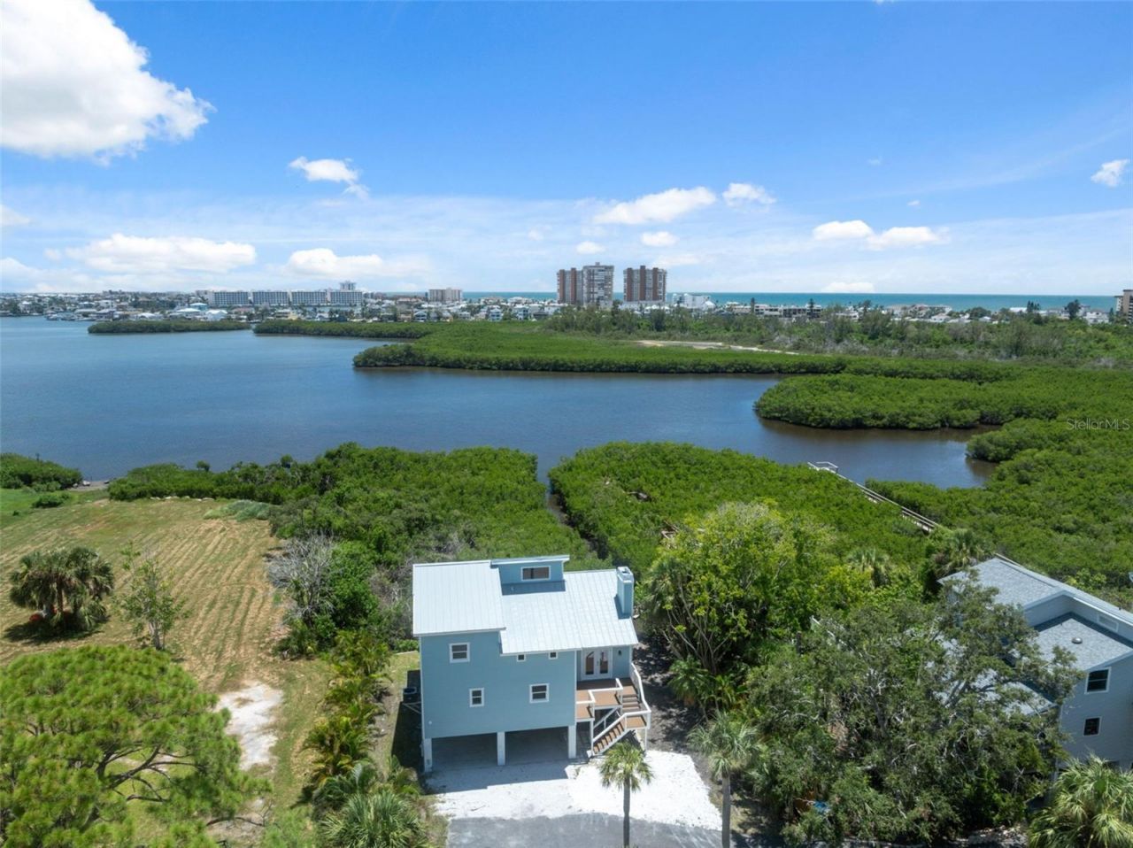 7355 138th Street, Seminole, FL 33776 Photo