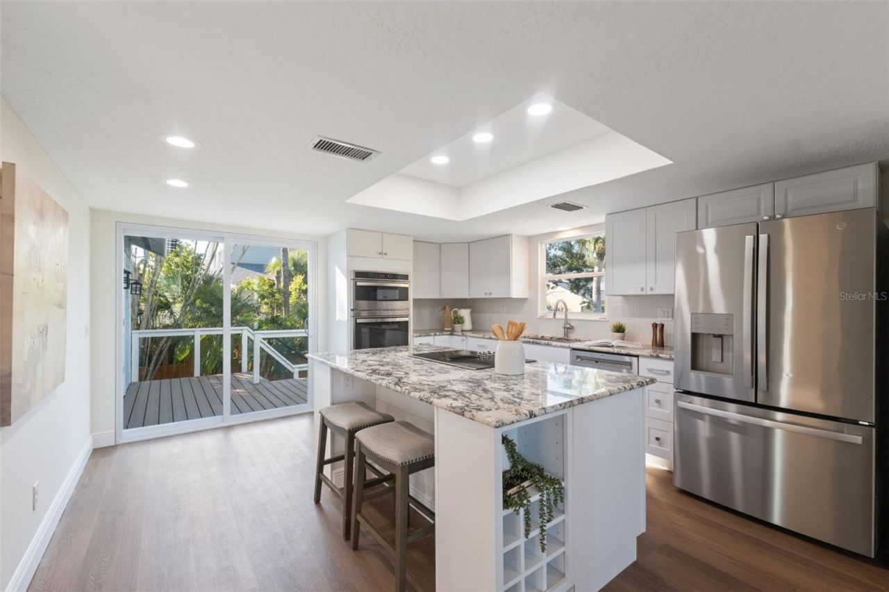 7355 138th Street, Seminole, FL 33776 Photo