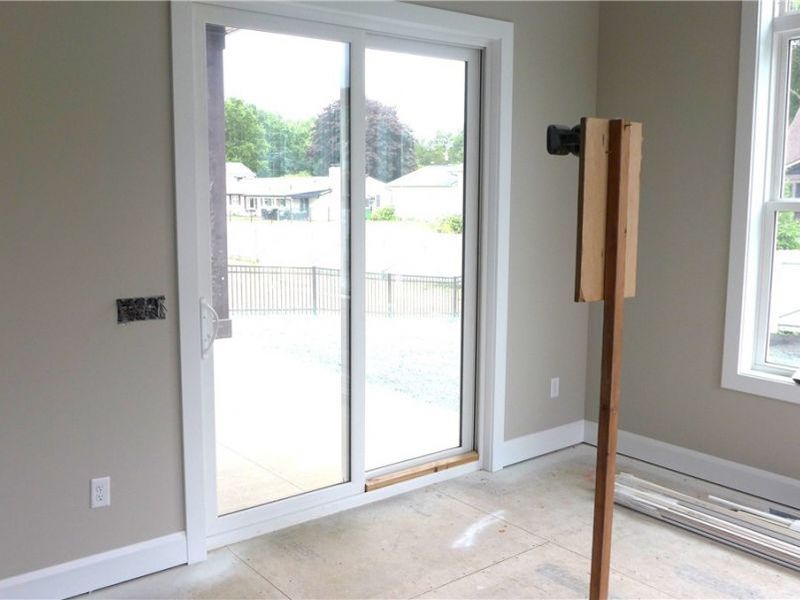 945 Royal Oak Avenue NE, North Canton, OH 44720 Photo 6