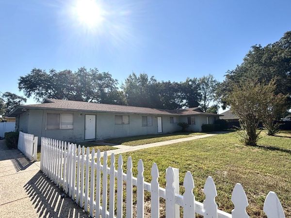322 Pelham Road, Unit B, Fort Walton Beach, FL 32547