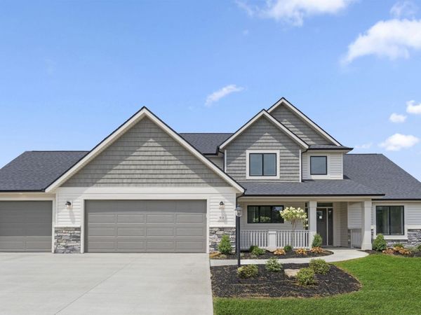 511 Caribou Crossing, Auburn, IN 46706