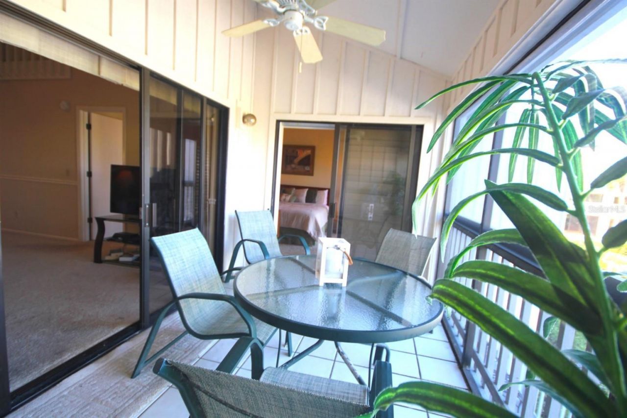 1255 Dockside Place, Unit 211, Sarasota, FL 34242 Photo