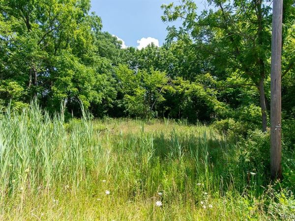 Lot 106 Hollywood, Romulus, MI 48174